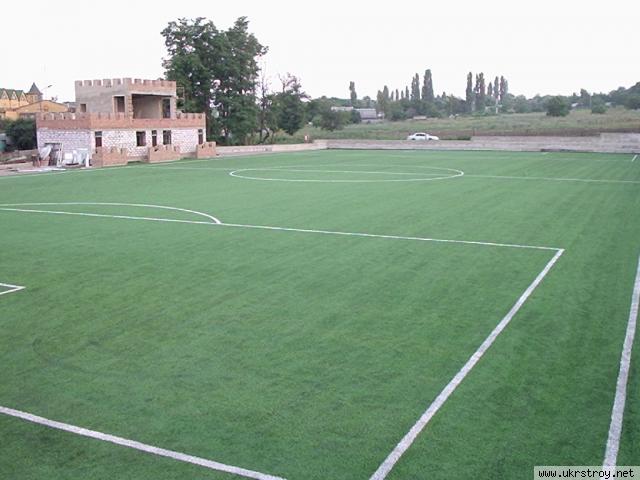 футбольная площадка