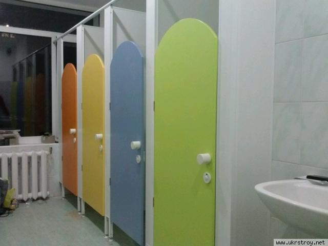 Туалетные перегородки, Киев
