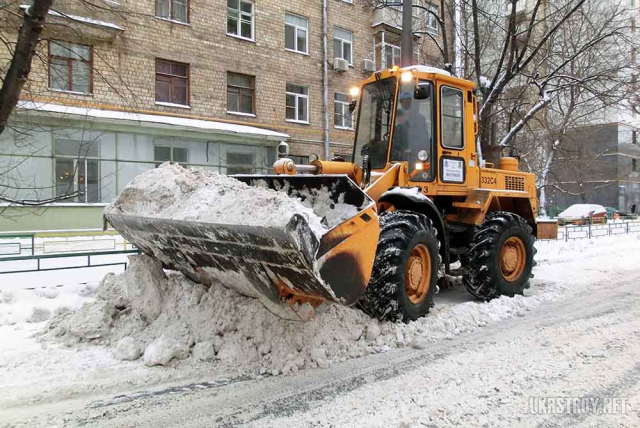 Уборка снега в Харькове, харьков