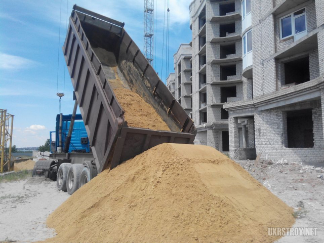 Песок строительный Николаев от 20 тонн