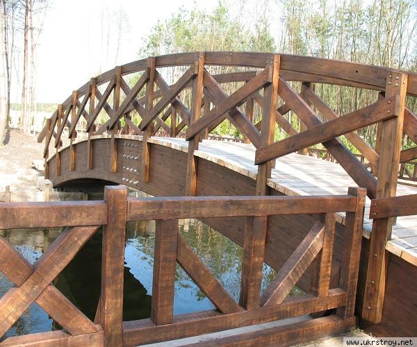 Деревянные мосты с применением гнуто-клееных конструкций