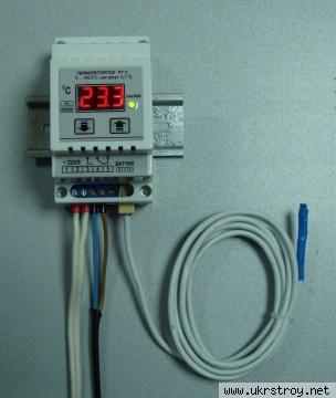 Терморегулятор (термостат) для управления работой электро обогревателей.