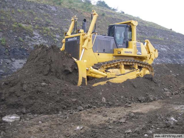 Услуги и аренда бульдозера Komatsu