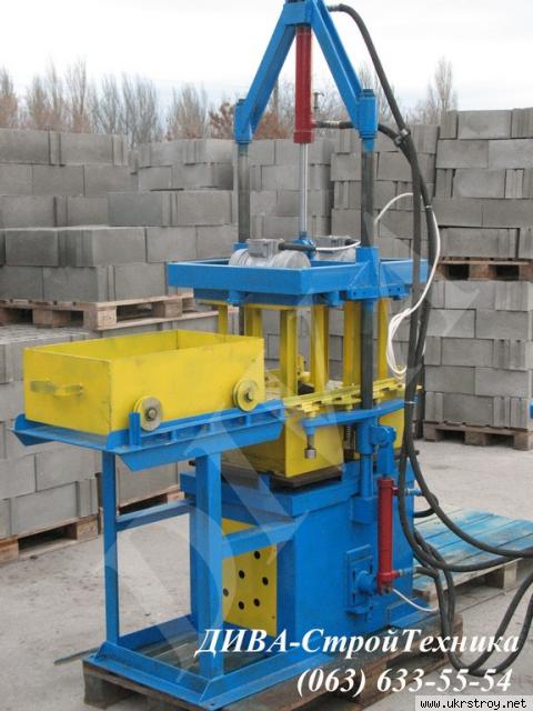 Вибропресс для производства бетонных блоков