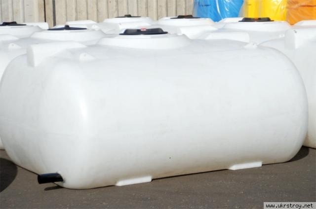 Пластиковая емкость для транспортировки на 5000 литров