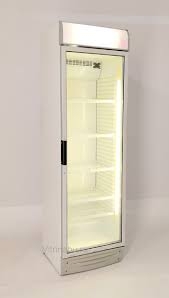 Продам холодильный шкаф-витрину INTER-501  б/у