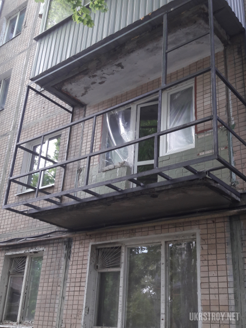 Расширение балкона с выносом по плите до 30 см, Харьковская обл
