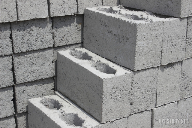 Блоки будівельні: бетонні, керамзитобетонні, Київ